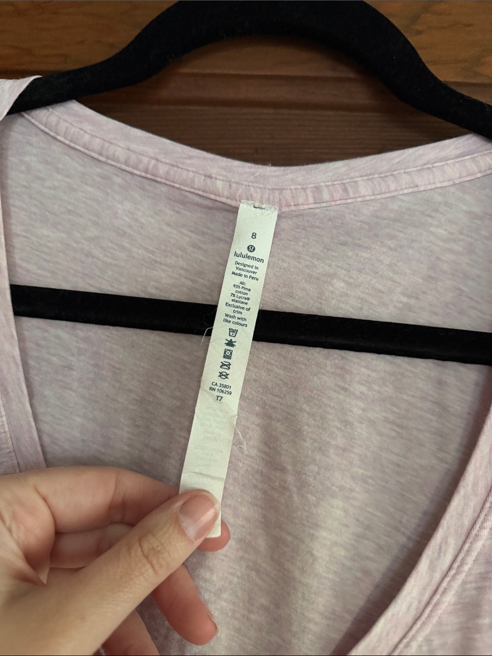 Lululemon Light Pink V-Neck Short Sleeve Tee Heathered Petals Size 8 - Picture 2 of 4